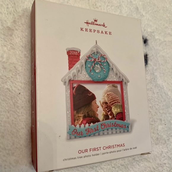 2018 Keepsake Christmas Frame Ornament - Picture 3 of 6